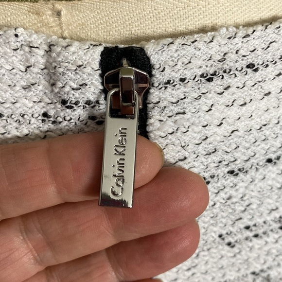 NEW! Calvin Klein career, office, contemporary stretchy mini skirt! Size 10 - Picture 3 of 17